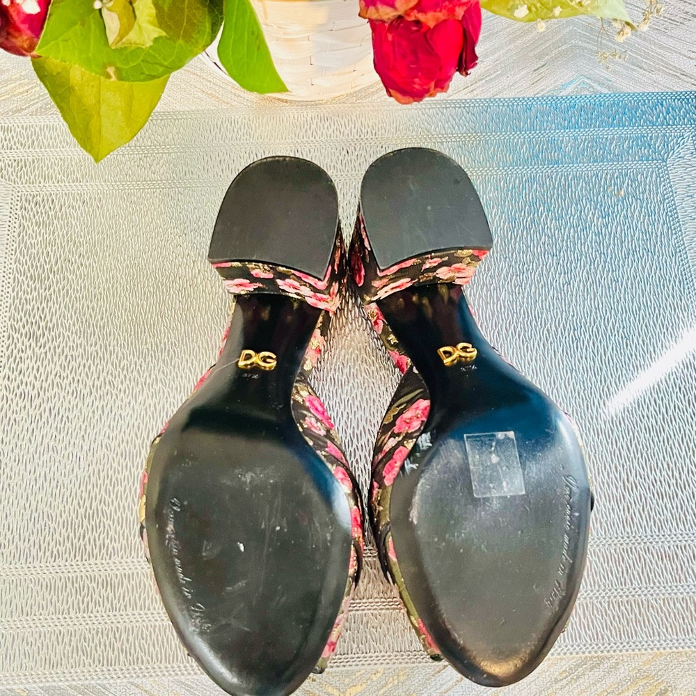 Dolce & Gabbana Pink Floral Mules with Gold Buckle - Picture 5 of 12